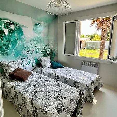 A L'oréé Du Bois Villa LʼÉguille
